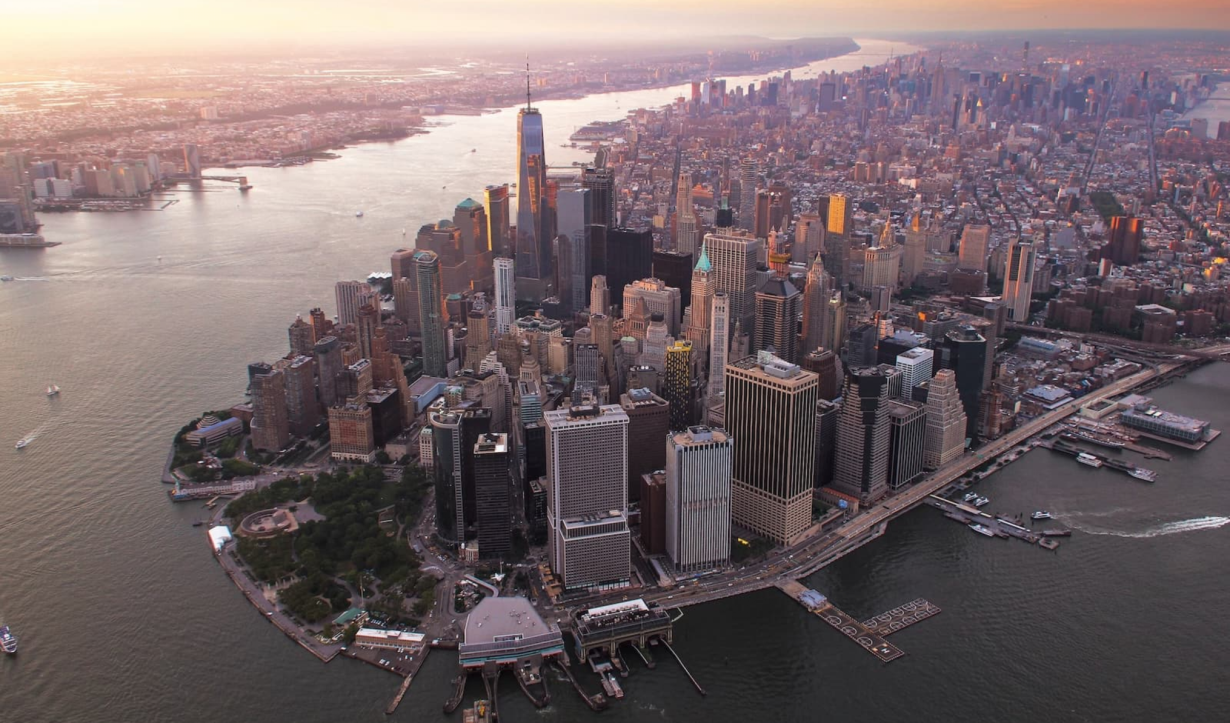 Aerial view of Manhattan skyline